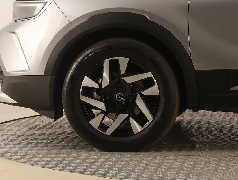 Opel Mokka-e, 2022