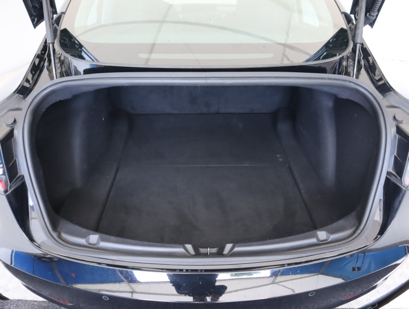 Tesla Model 3, 2019