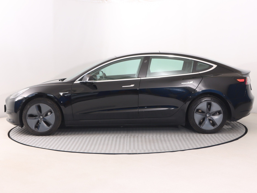 Tesla Model 3, 2019