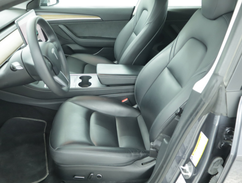 Tesla Model 3, 2023