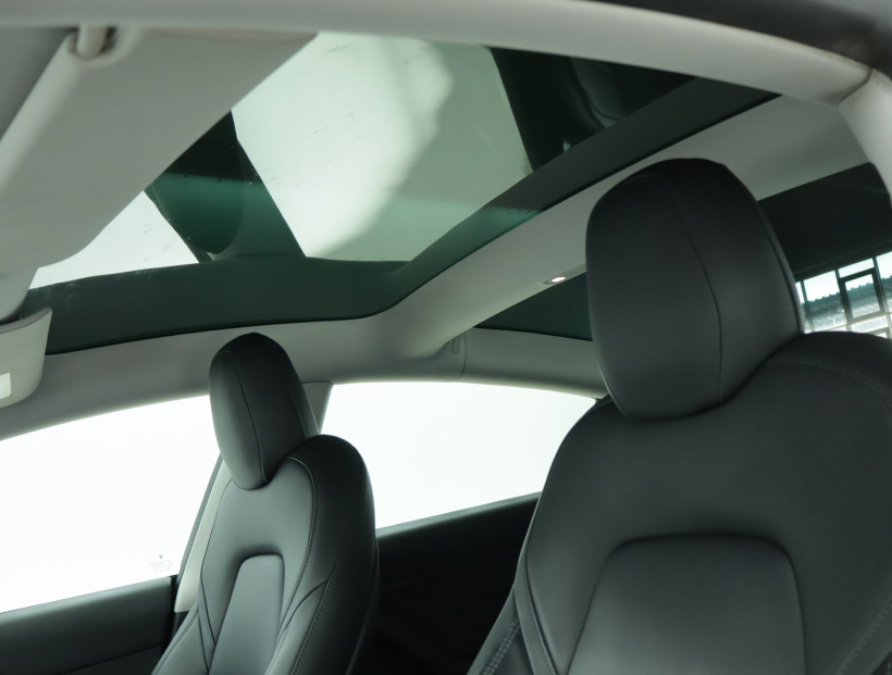 Tesla Model 3, 2023