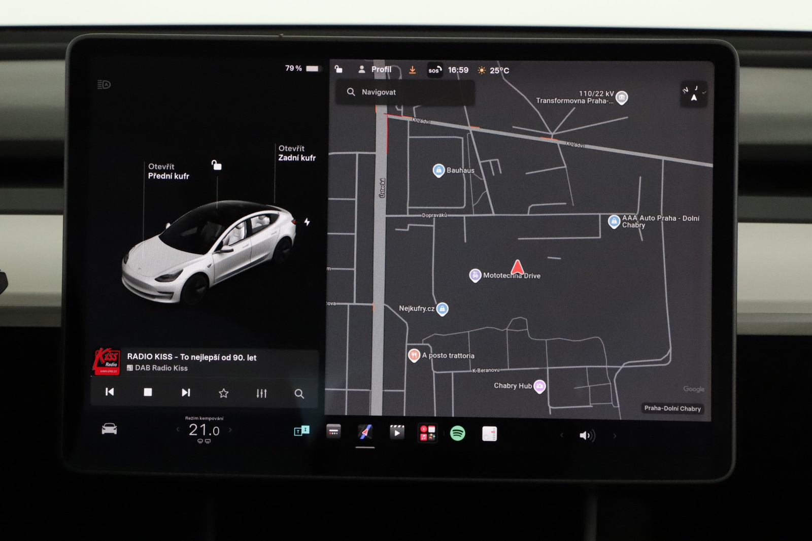 Tesla Model 3 Long Range AWD – fotografie 21