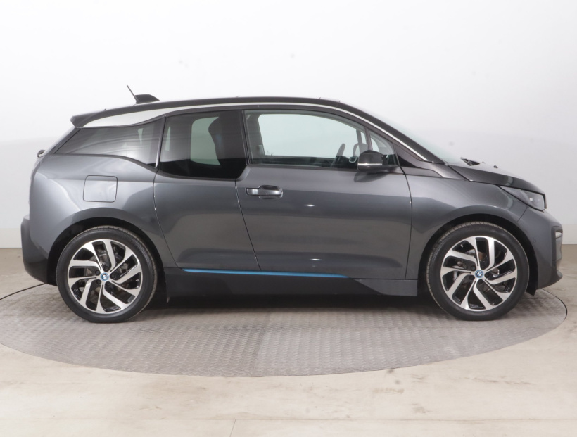 BMW i3, 2021