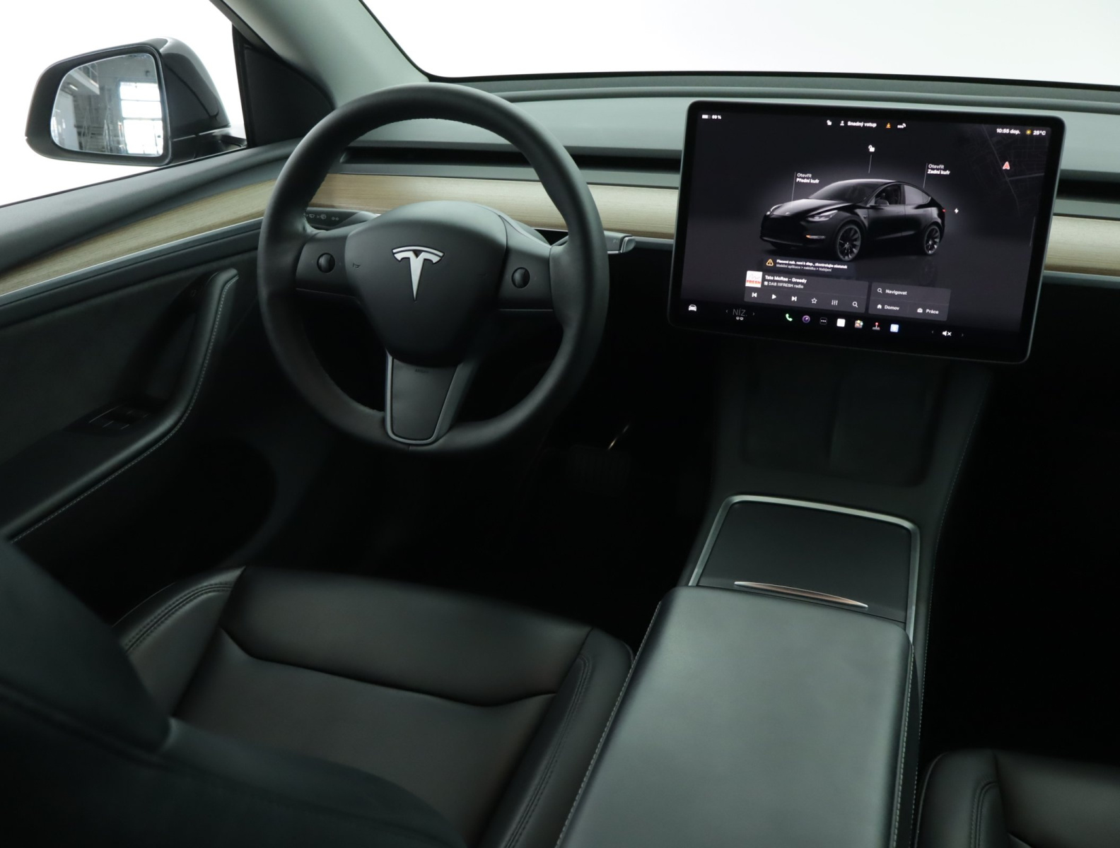Tesla Model Y Long Range AWD – fotografie 9