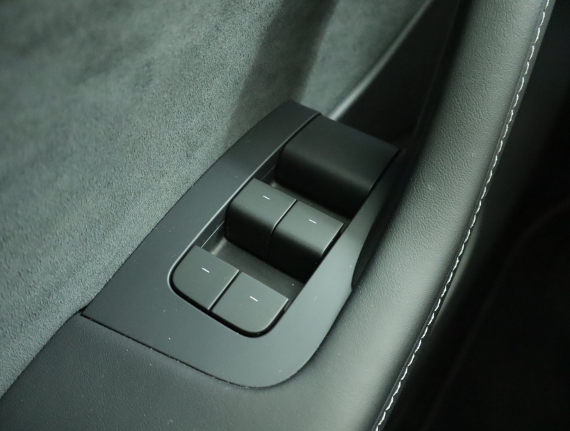 Tesla Model Y, 2022