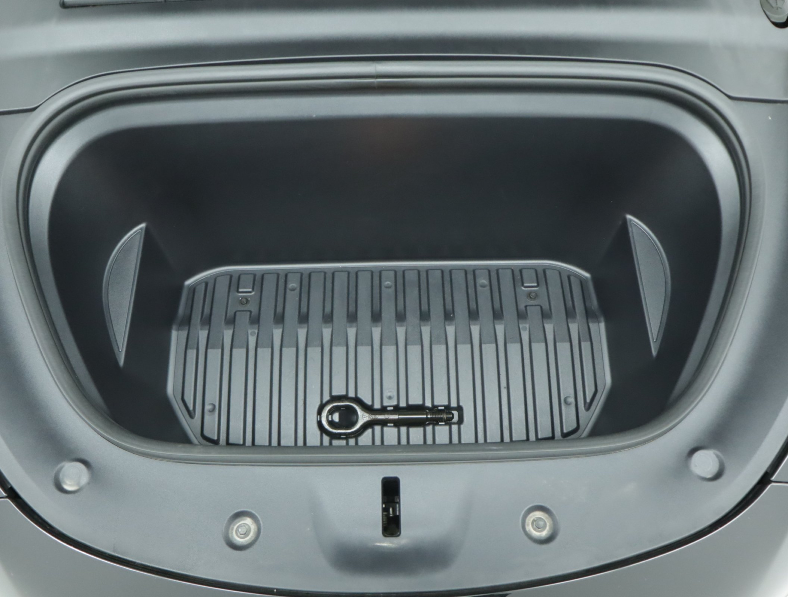 Tesla Model Y Long Range AWD – fotografie 23
