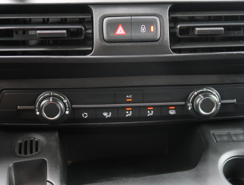 Opel Combo, 2022