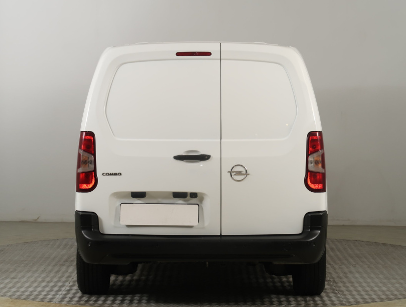 Opel Combo, 2022