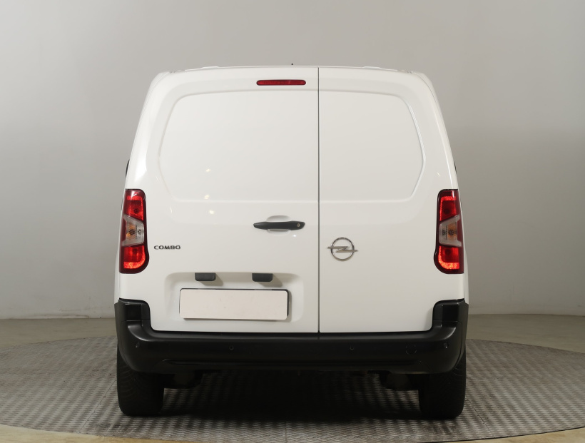 Opel Combo, 2022