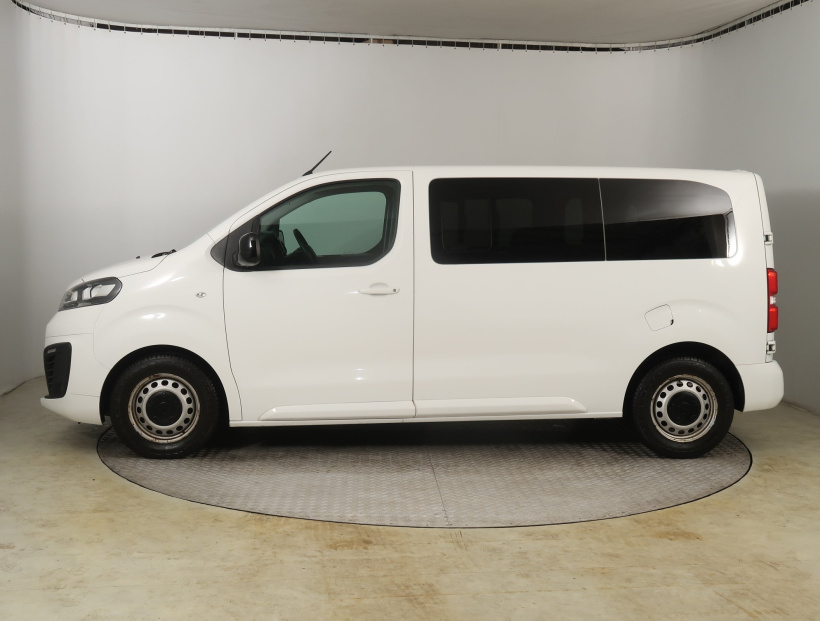 Opel Vivaro, 2022