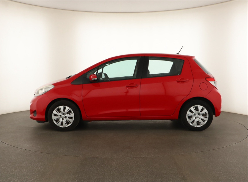 Toyota Yaris, 2012