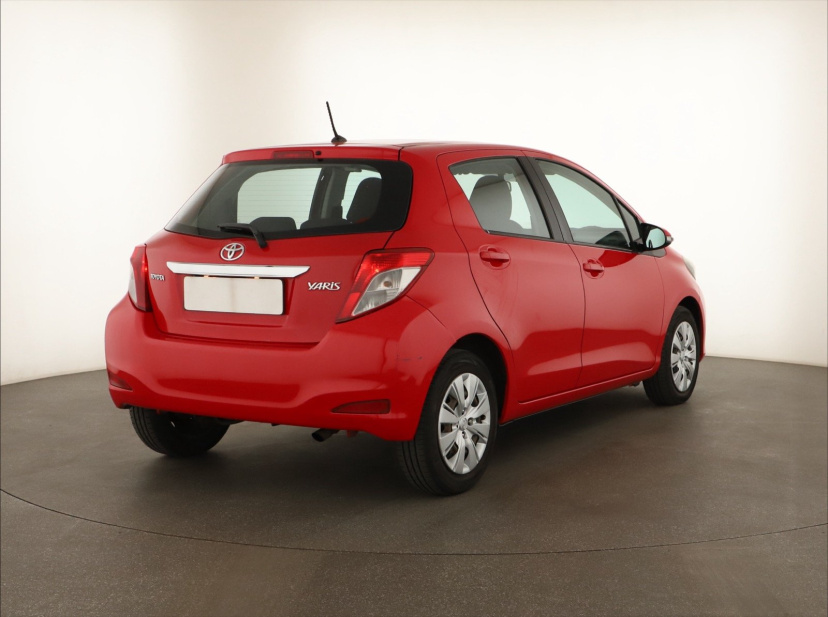 Toyota Yaris, 2012