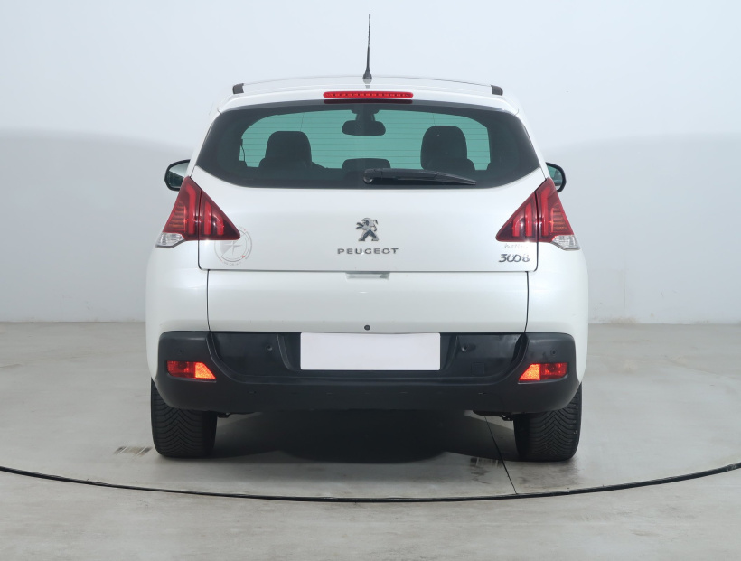 Peugeot 3008, 2015