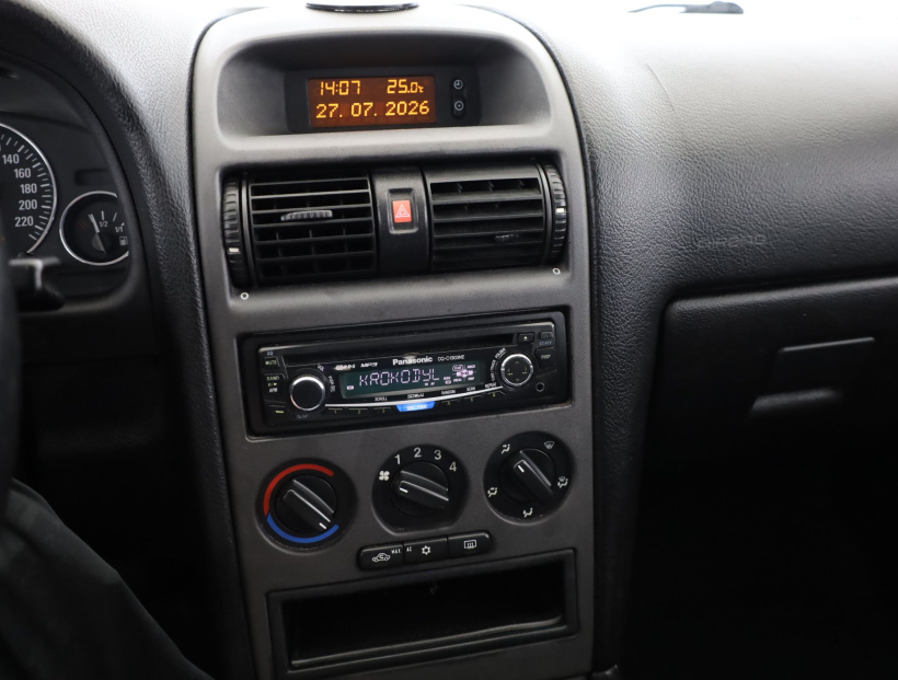 Opel Astra, 2004