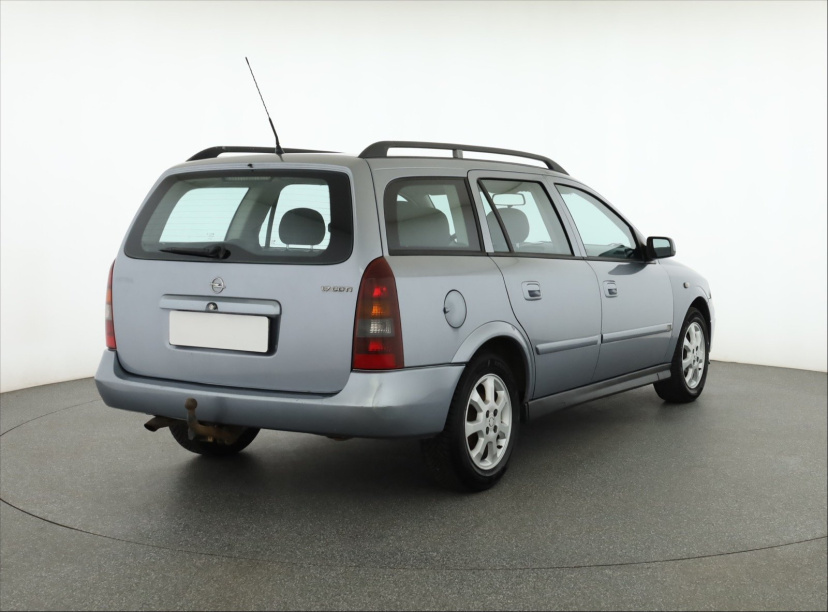 Opel Astra, 2004