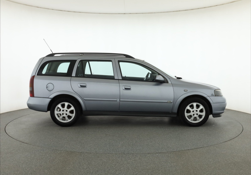 Opel Astra, 2004