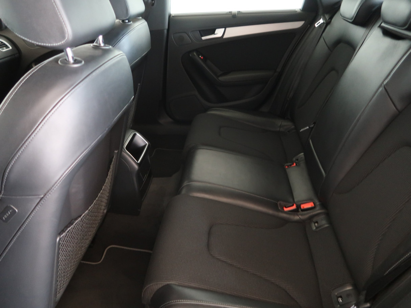Audi A4, 2015