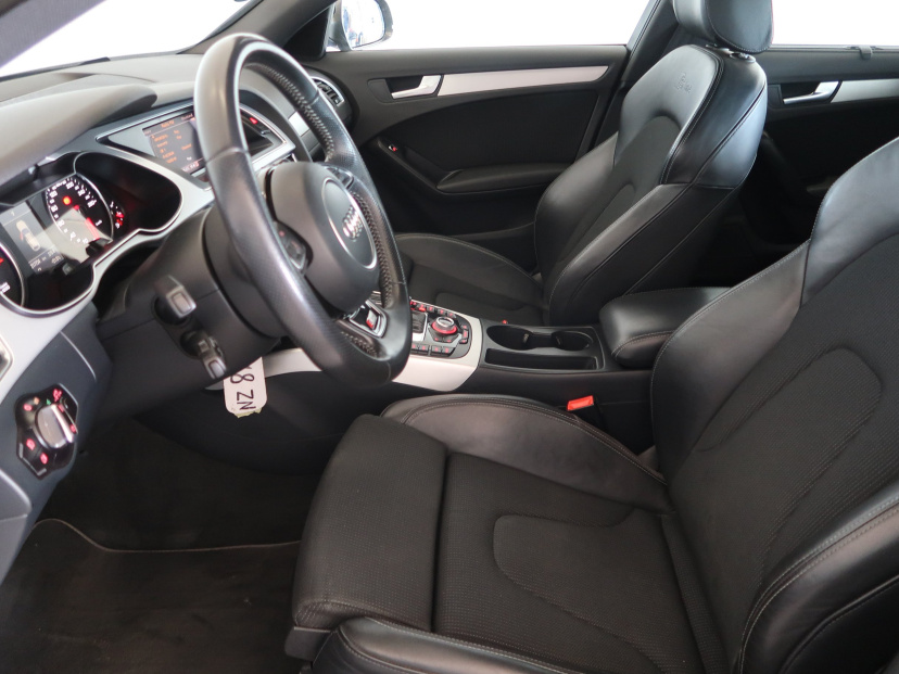 Audi A4, 2015