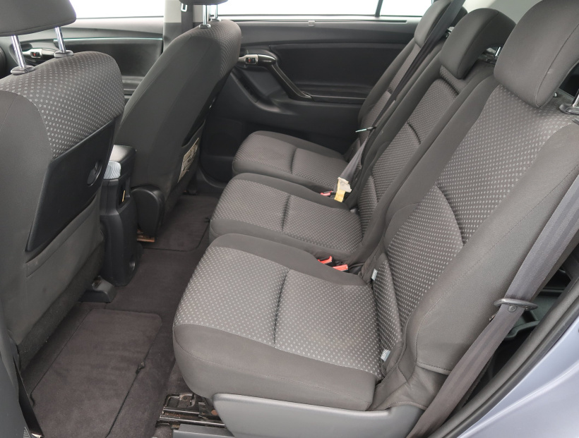 Toyota Verso, 2010