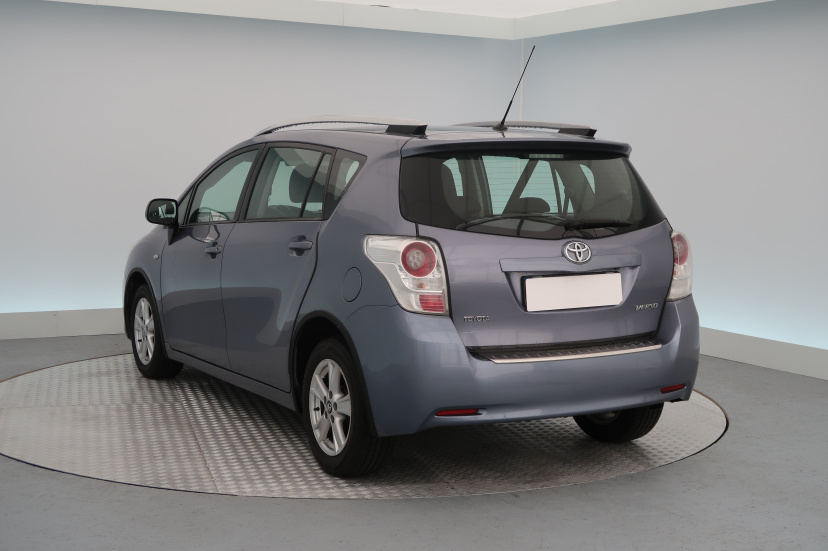 Toyota Verso, 2010