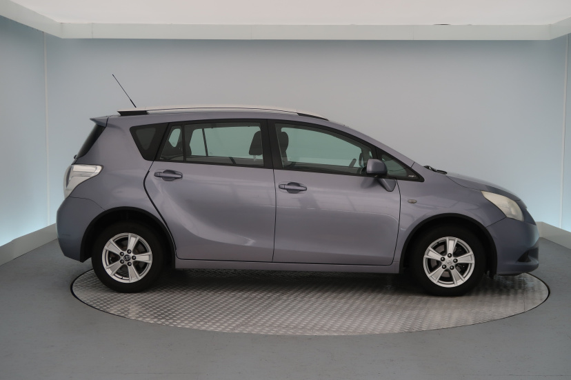 Toyota Verso, 2010