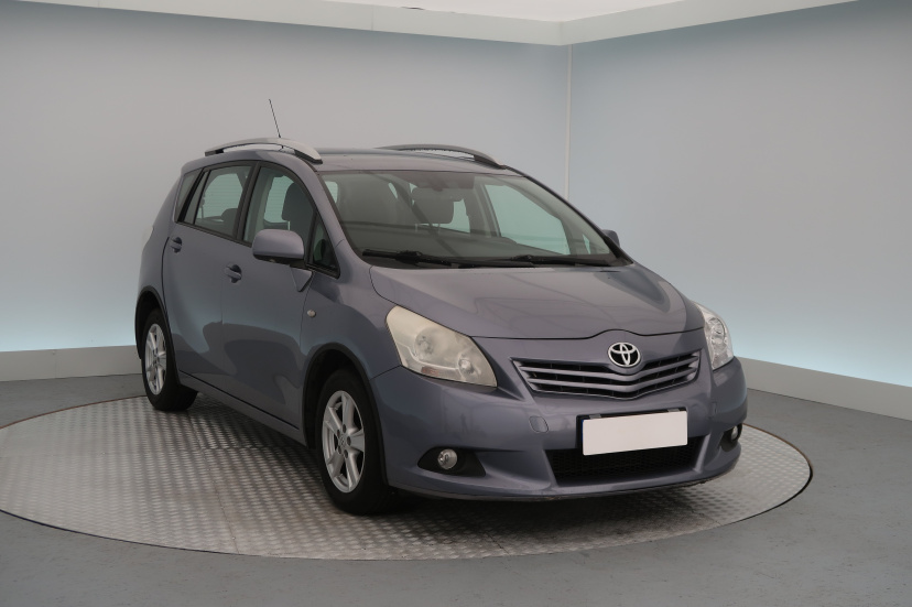 Toyota Verso, 2010