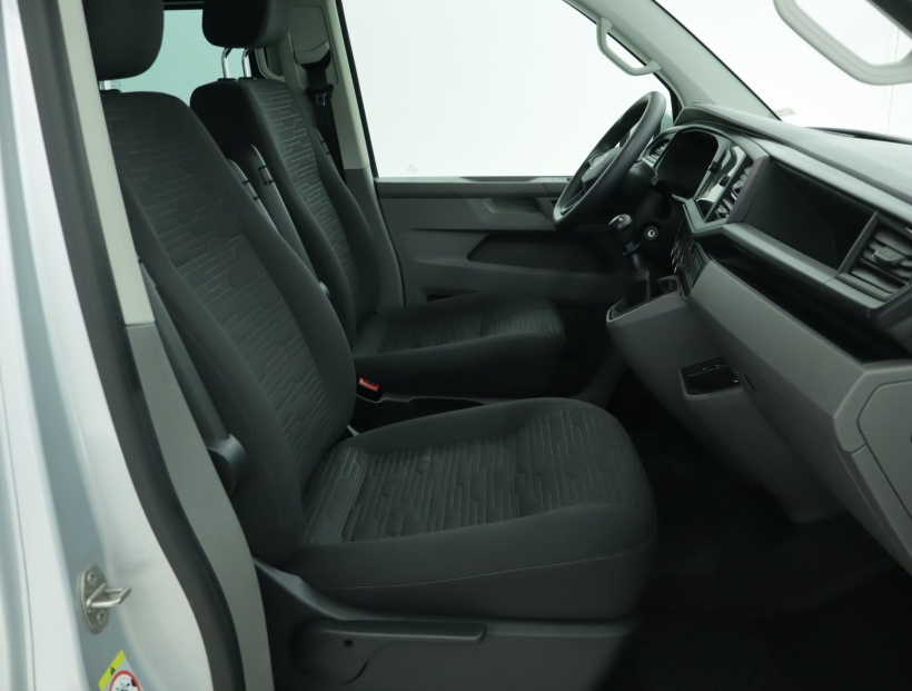 Volkswagen Caravelle, 2021