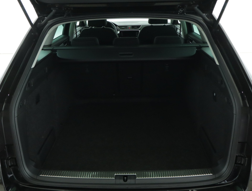 Škoda Superb, 2022