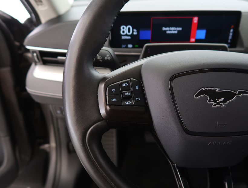 Ford Mustang Mach-E, 2021