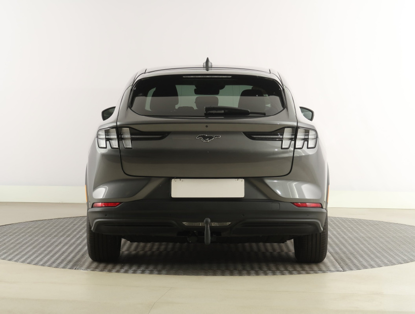 Ford Mustang Mach-E, 2021