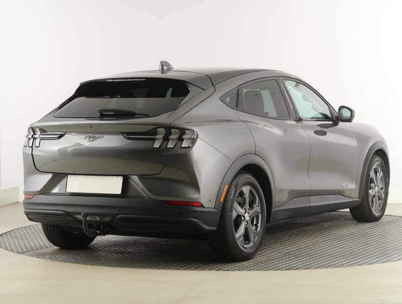 Ford Mustang Mach-E, 2021