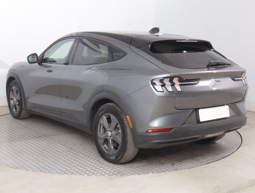 Ford Mustang Mach-E, 2021