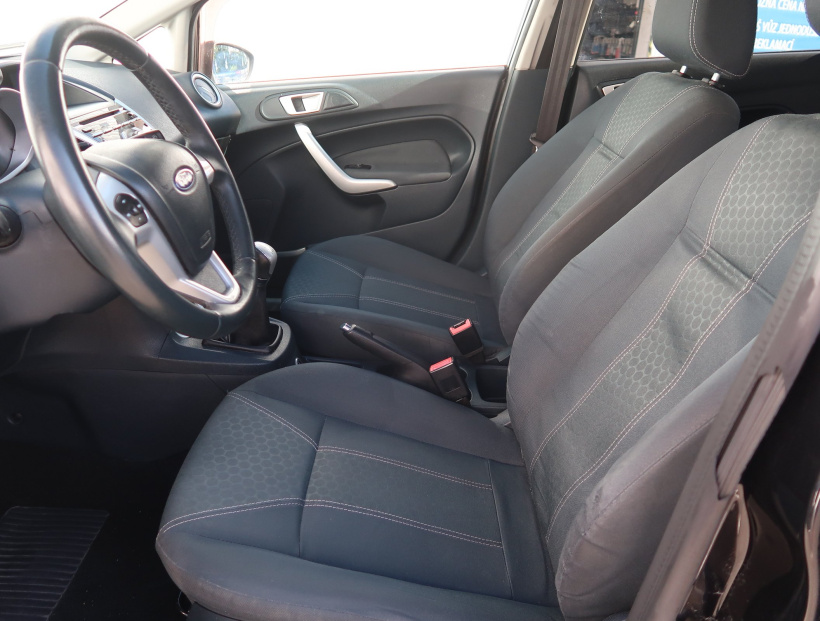 Ford Fiesta, 2011