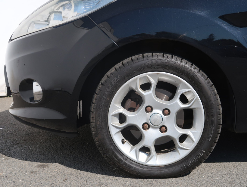 Ford Fiesta, 2011