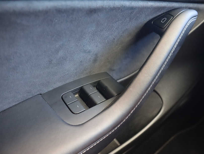 Tesla Model 3, 2021