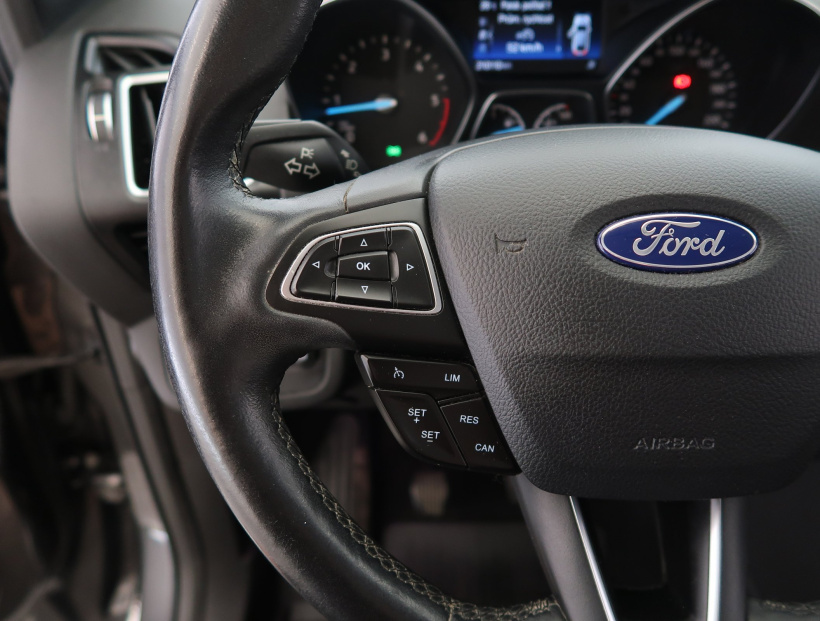 Ford Kuga, 2017