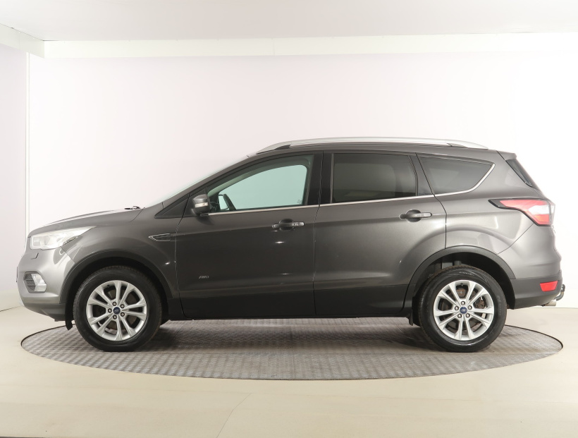 Ford Kuga, 2017