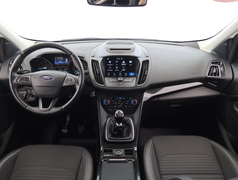Ford Kuga, 2017