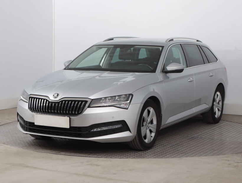Škoda Superb, 2022