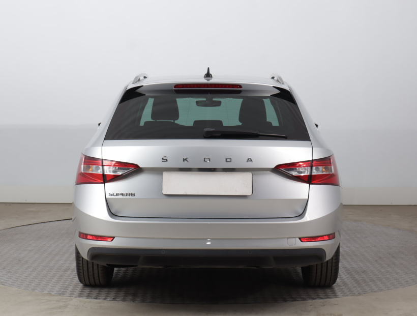 Škoda Superb, 2022