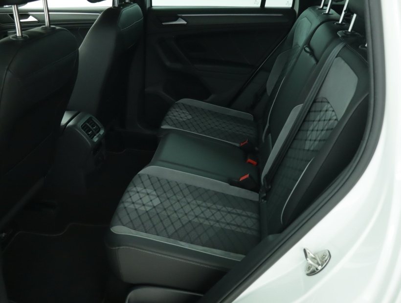 Volkswagen Tiguan, 2023