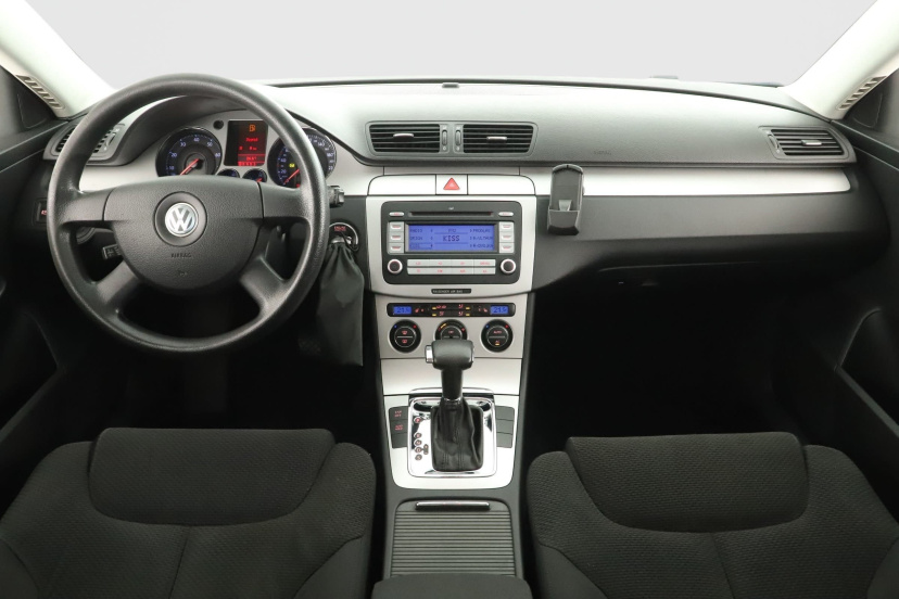 Volkswagen Passat, 2007