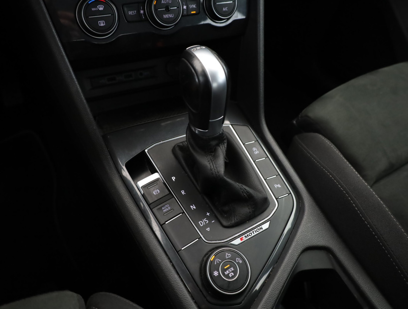 Volkswagen Tiguan, 2019