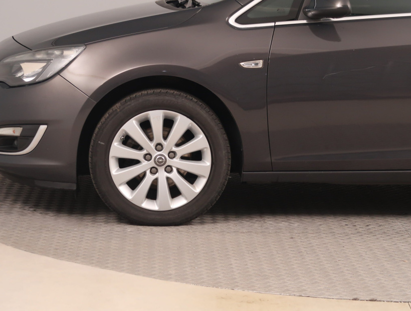 Opel Astra, 2015