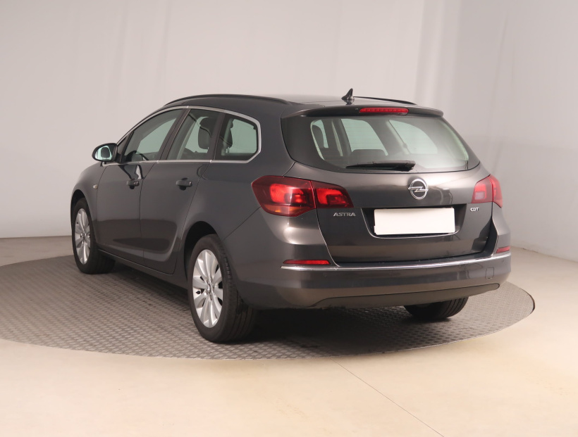 Opel Astra, 2015