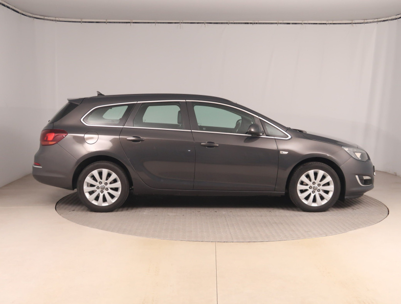 Opel Astra, 2015