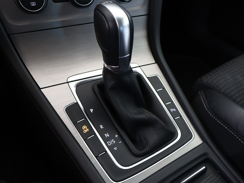 Volkswagen Golf, 2016