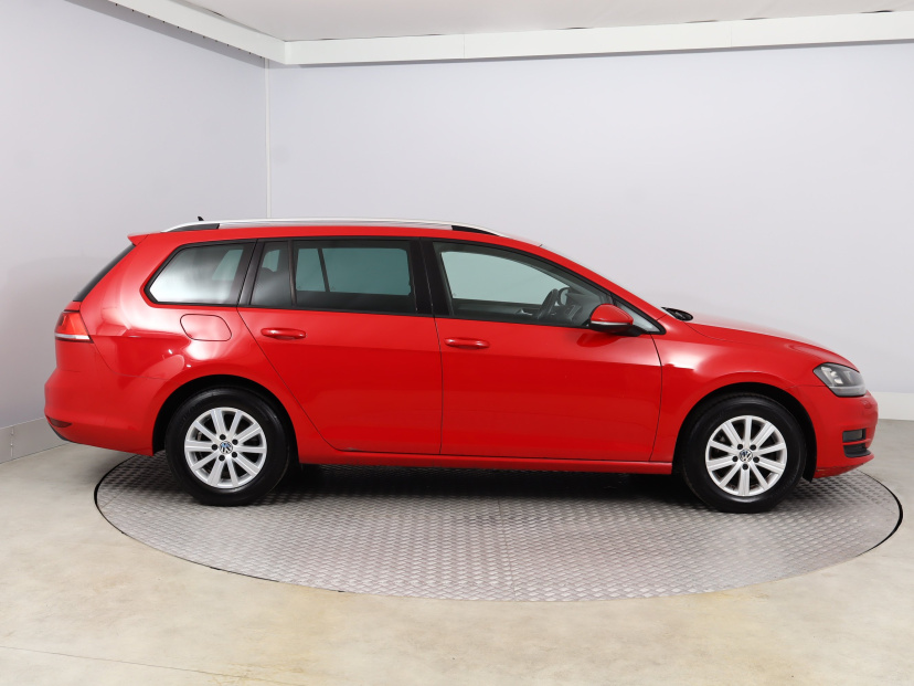 Volkswagen Golf, 2016