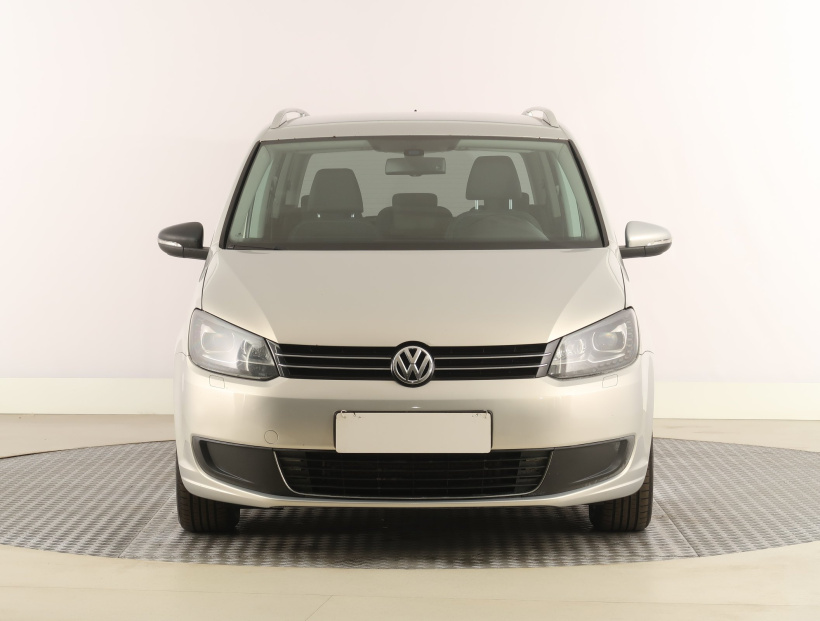 Volkswagen Touran, 2011