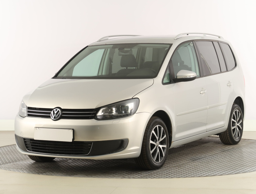 Volkswagen Touran, 2011